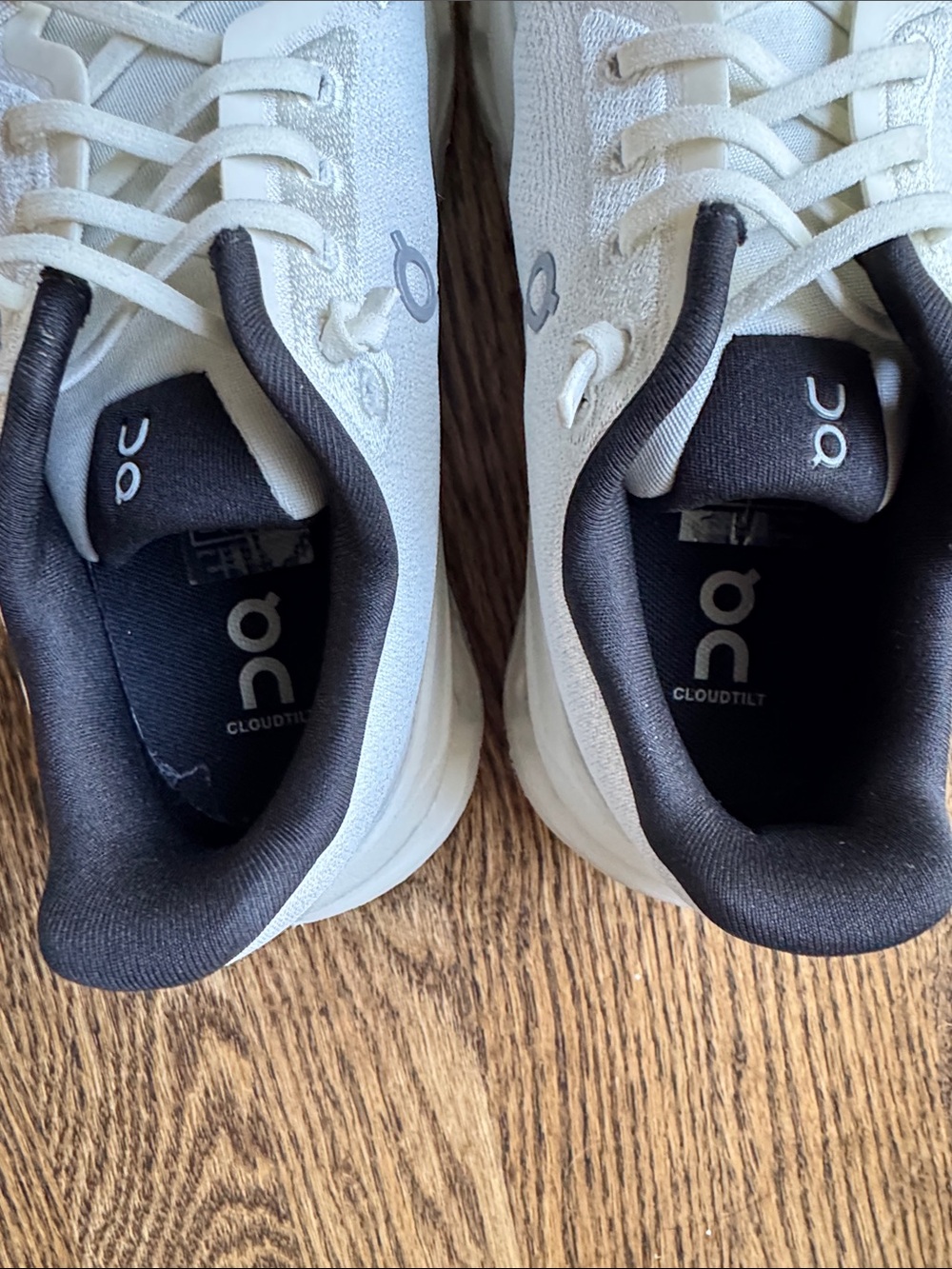 On Cloudtilt Running White and Black Sneakers - worn once - Picture 9 of 10